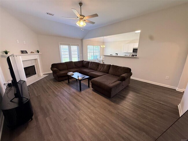 Building Photo - 6108 Ridgeside Boulevard