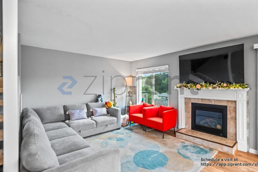 Building Photo - 25071 Oakridge Ct