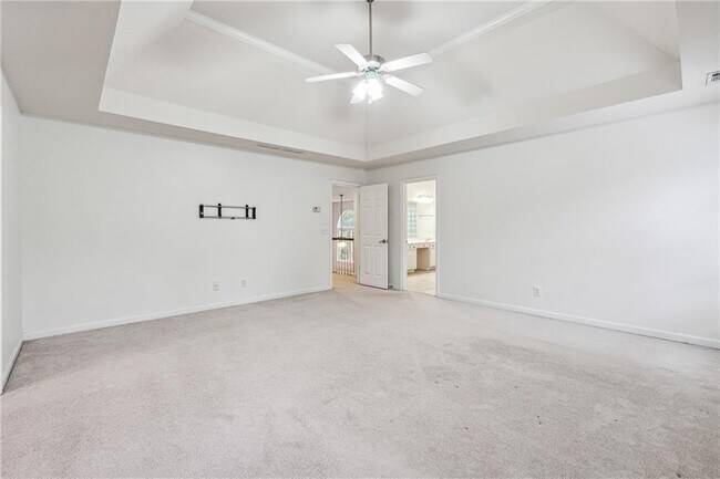 Building Photo - 2075 Willshire Glen