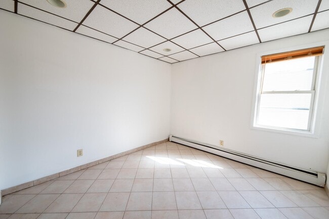 Building Photo - 5814 Newkirk Ave