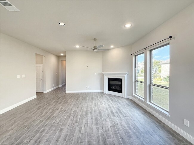 Building Photo - 3119 Grandview Dr
