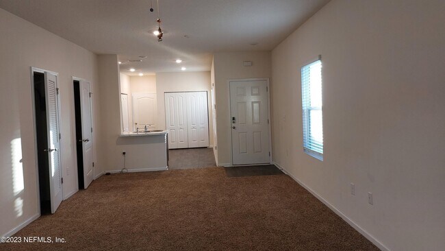 Building Photo - 7853 Echo Springs Rd