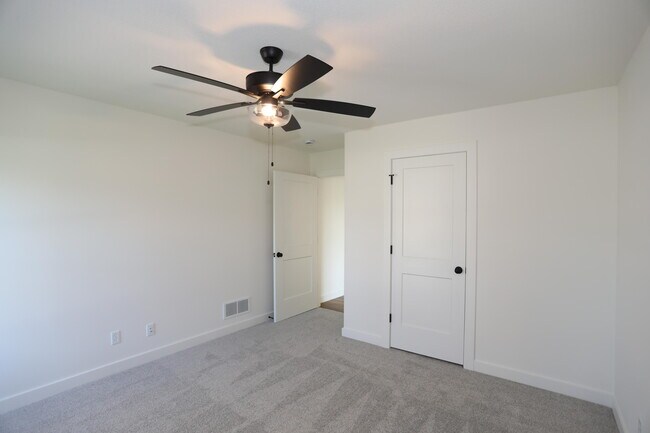 Building Photo - 4605 Chambers Bay Dr