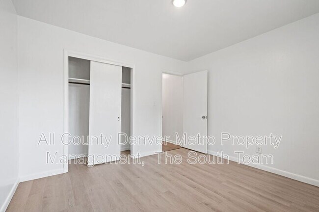 Building Photo - 5579 S Delaware St