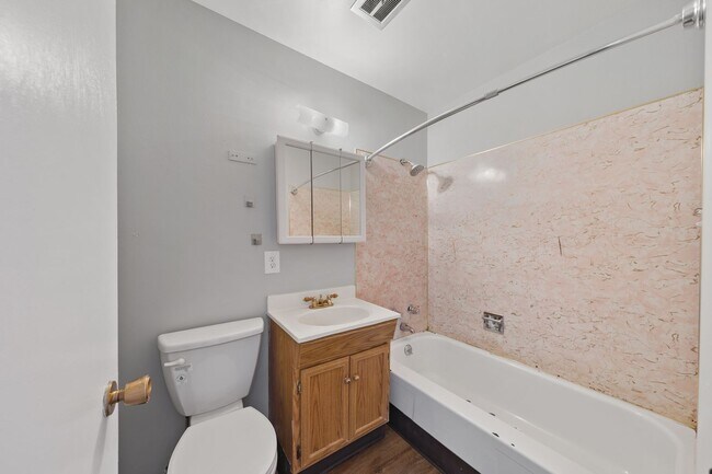 Building Photo - 2565 Pequop St