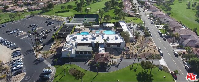 Building Photo - 64356 Doral Dr