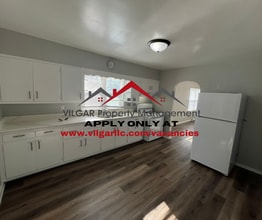 Building Photo - Spacious 3 Bedrooms, 1 Bath home in Highla...