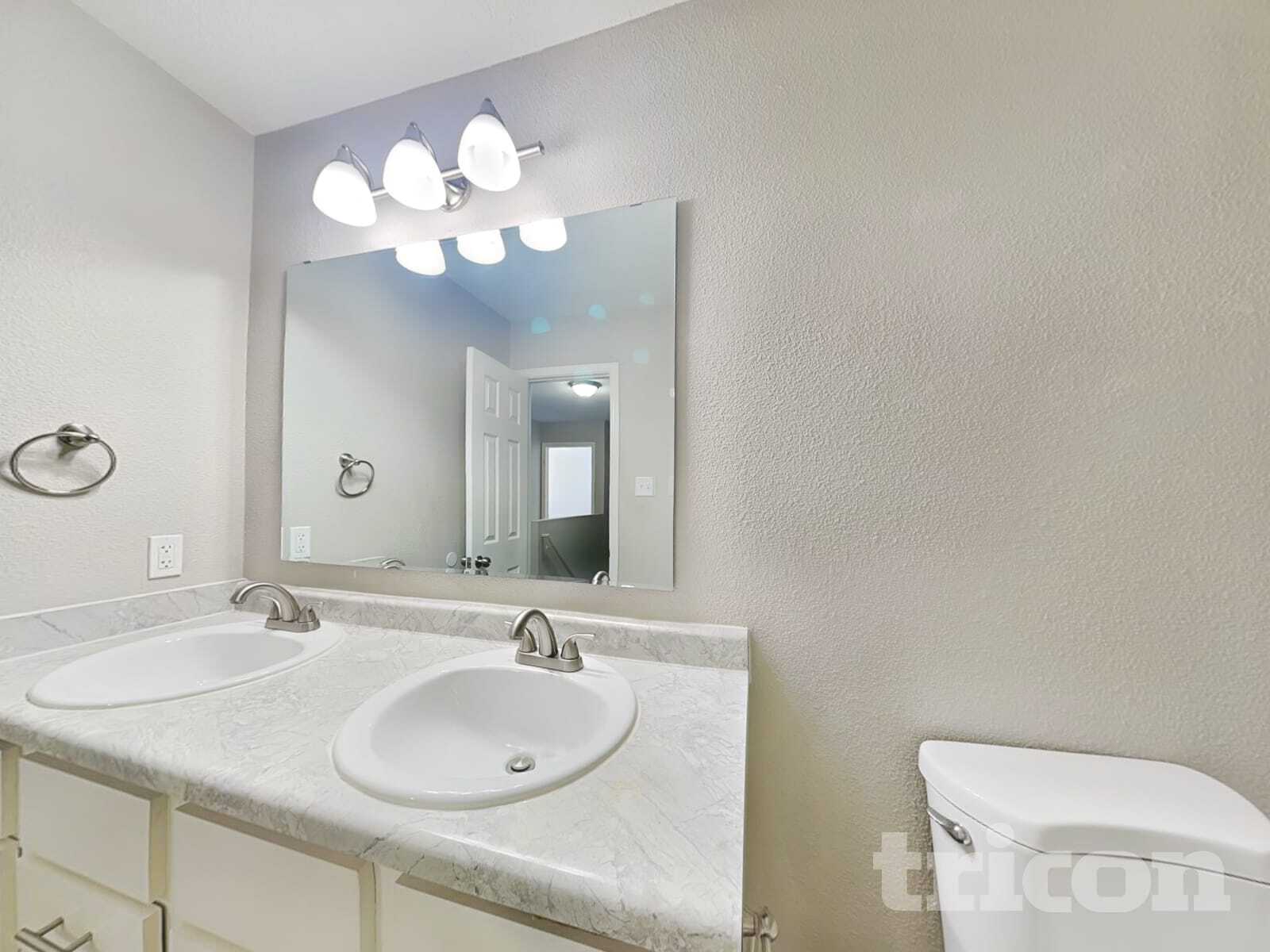 Building Photo - 1405 Bluestem Dr