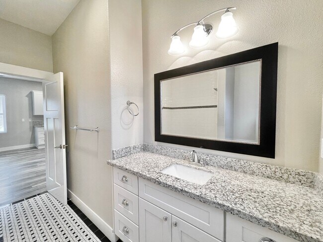 Building Photo - 1220 T St