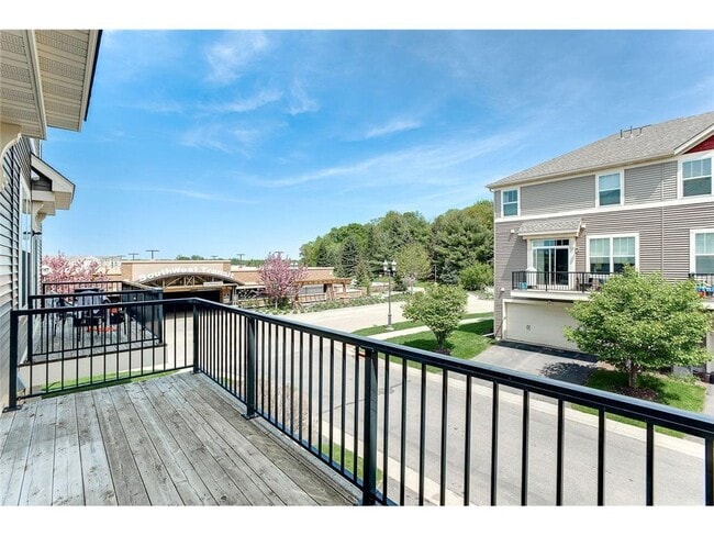 Building Photo - 8934 SW Village Loop