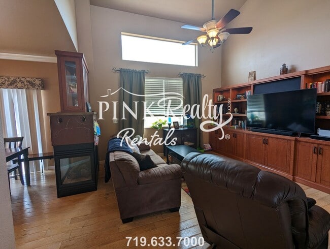 Building Photo - 7845 Silver Maple Ln