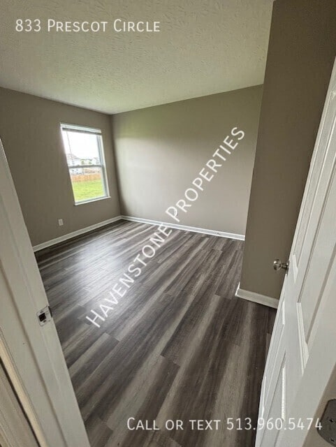 Building Photo - 833 Prescot Cir