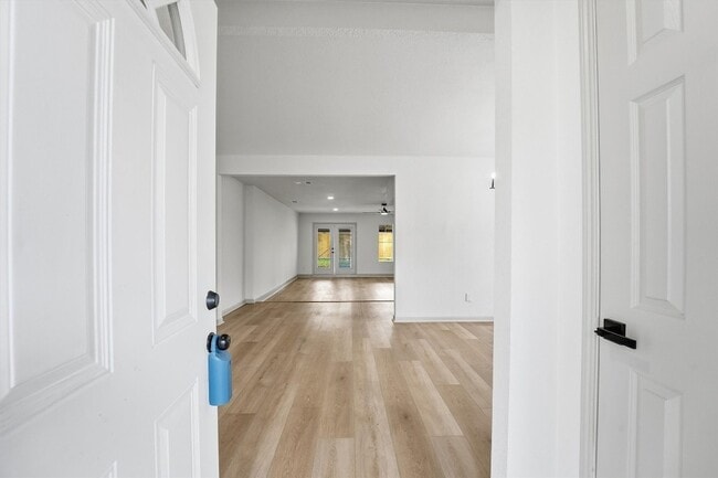 Building Photo - 3903 High Point Ln