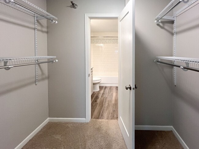 Interior Photo - Chasewood Gates