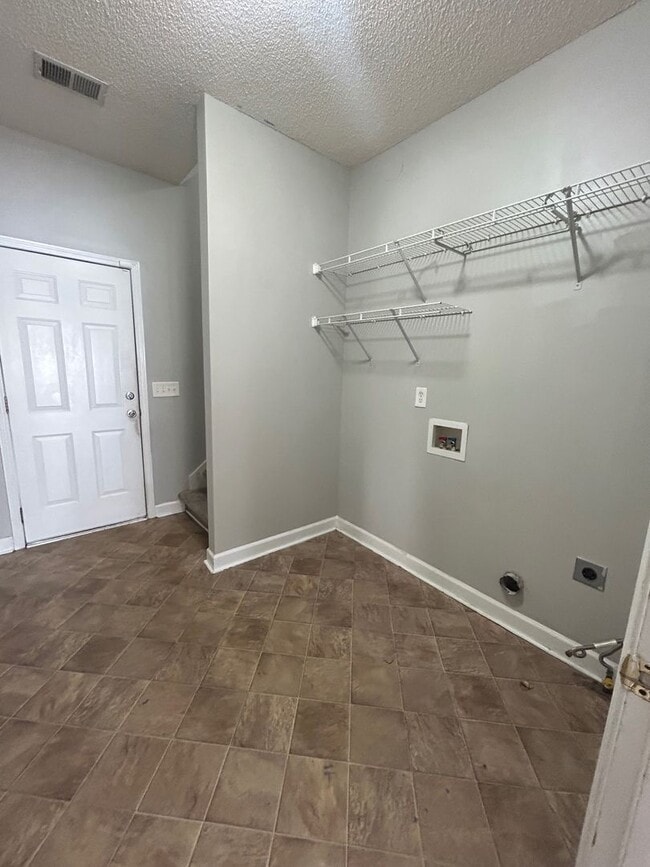 Building Photo - 329 Anden Hall Dr