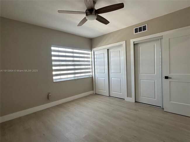 Building Photo - 5731 NW 37th St