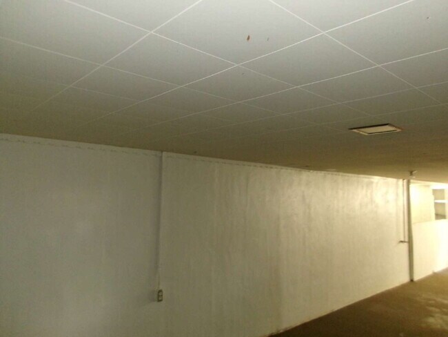 Building Photo - Newly Renovated 3-Bedroom Home with Spacious Yard