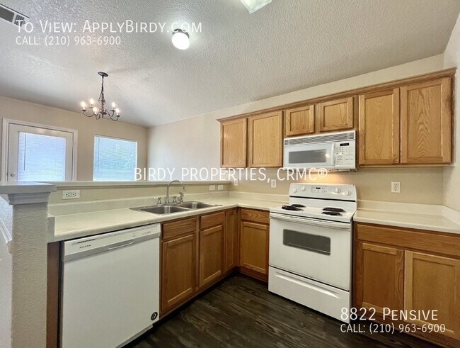 Building Photo - **3 Bed, 2 Bath Located in Converse, Tx**