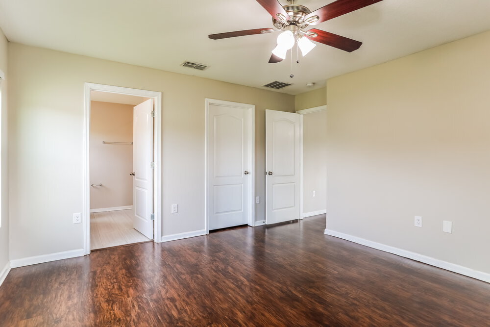 Building Photo - 3275 Canyon Falls Dr