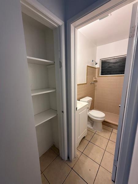 Building Photo - 6240 Dewey St