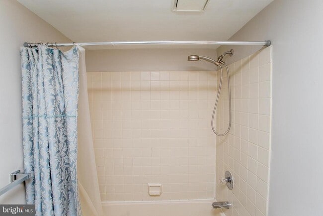 Building Photo - 1529 Margaret Ct