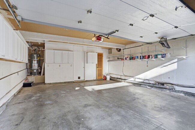 Building Photo - Renovated Los Gatos Townhome
