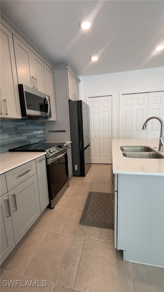 Building Photo - 14195 Oviedo Pl