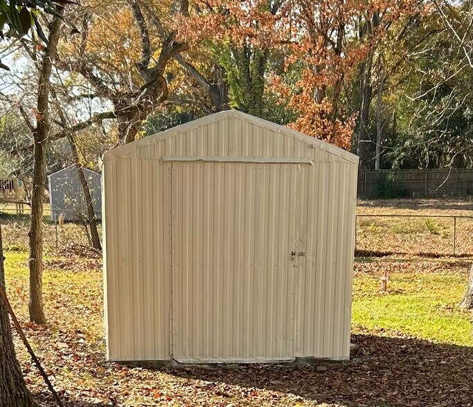 Building Photo - 1405 Barnett St