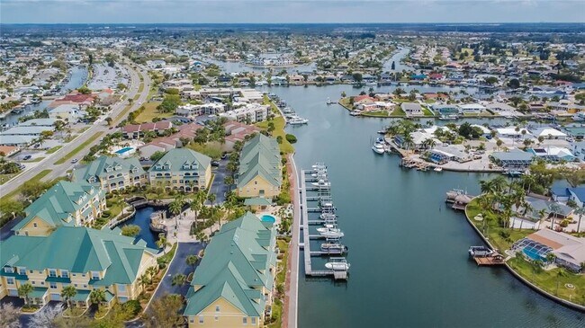 Building Photo - 6414 Sunset Bay Cir