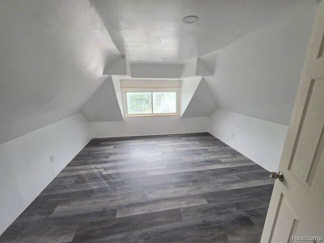 Building Photo - 4081 Western St