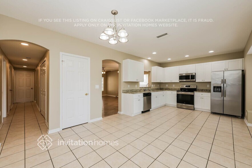 Building Photo - 12625 Bramfield Dr