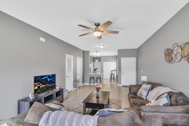Building Photo - 63 WHITLAND Way
