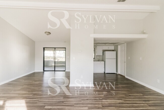 Building Photo - At Last, This Is What You Have Been Search...