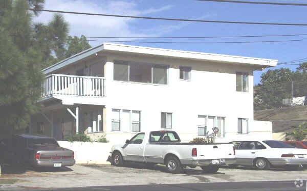 Building Photo - 1867