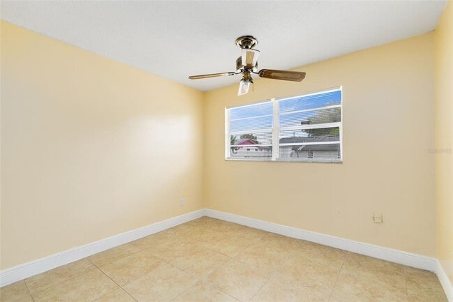 Building Photo - 4469 King Cole Blvd