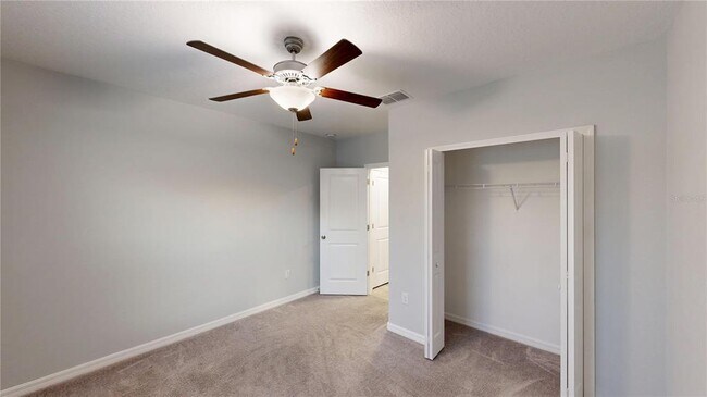 Building Photo - 17034 Yellow Pine St