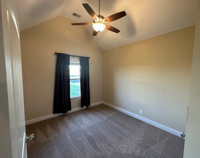 Building Photo - 2336 Pea Ridge Rd