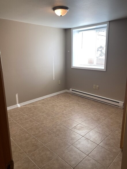 Bedroom - 36264 Kopp St
