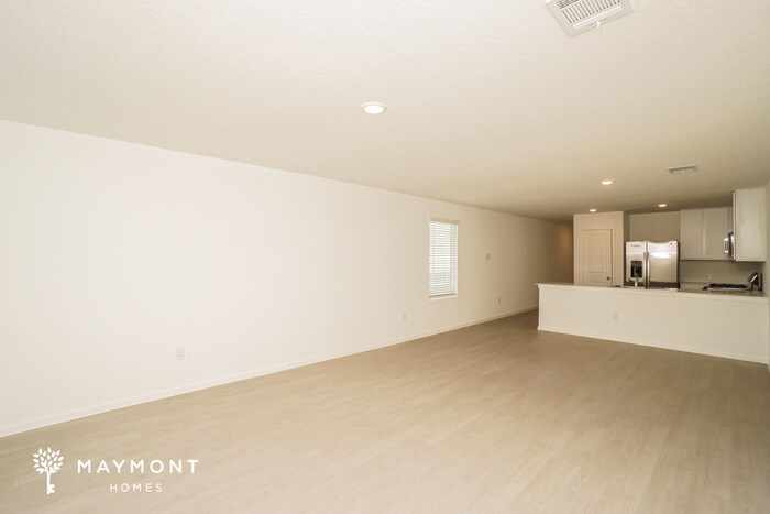 Building Photo - 543 Layne Overlook