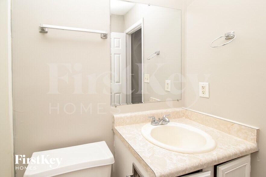 Building Photo - 3769 Reston Ln