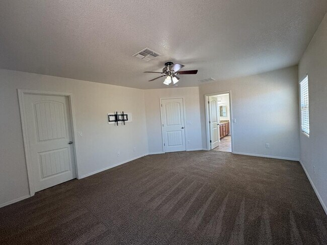 Building Photo - 1258 Questa Ct