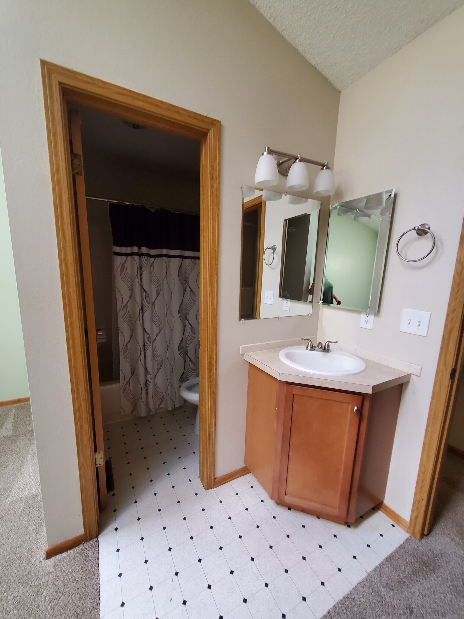 Building Photo - 1150 Milo Cir