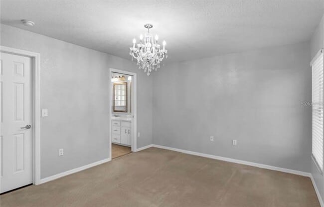 Building Photo - 3570 Manor Loop