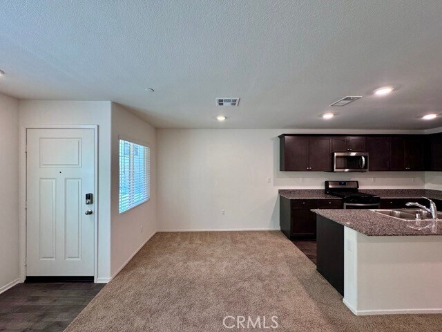 Building Photo - 28385 Oriole Way