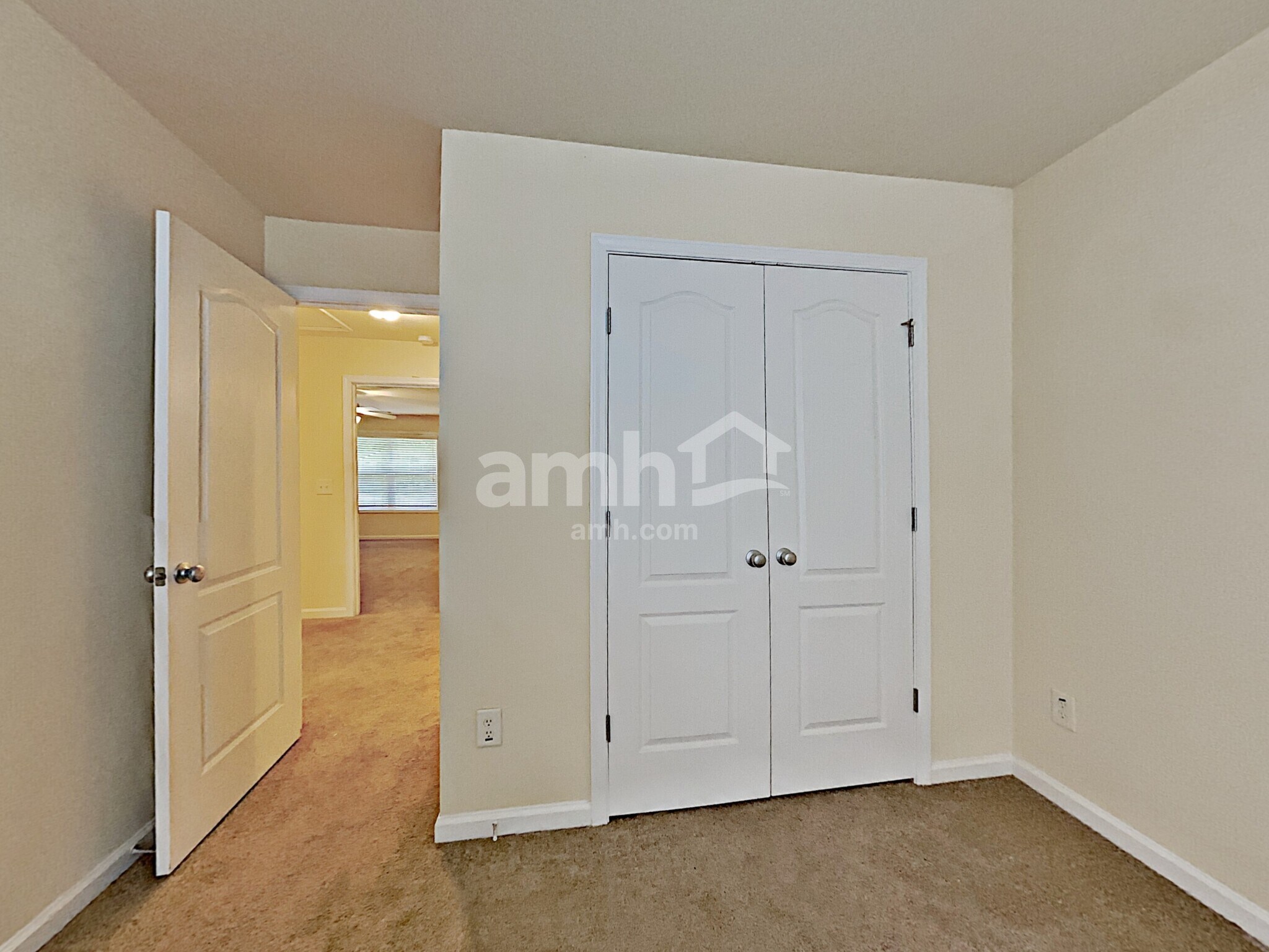 Building Photo - 3198 Cedar Glade Ln