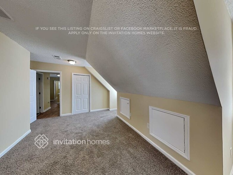 Building Photo - 4756 Saddleridge Rd