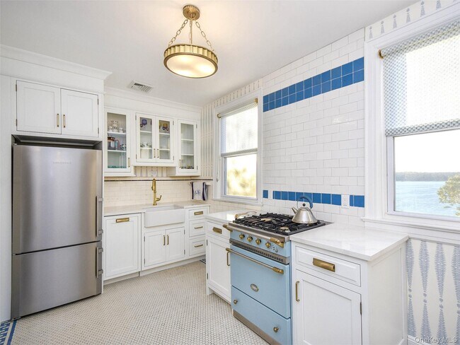 Building Photo - 120 Prospect Ave