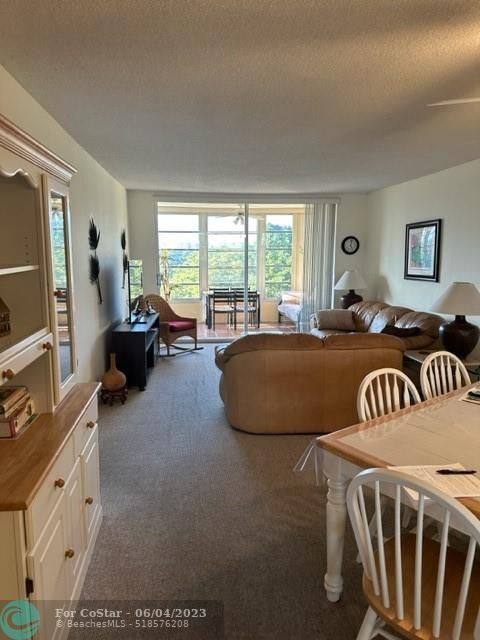 Building Photo - 2661 S Course Dr