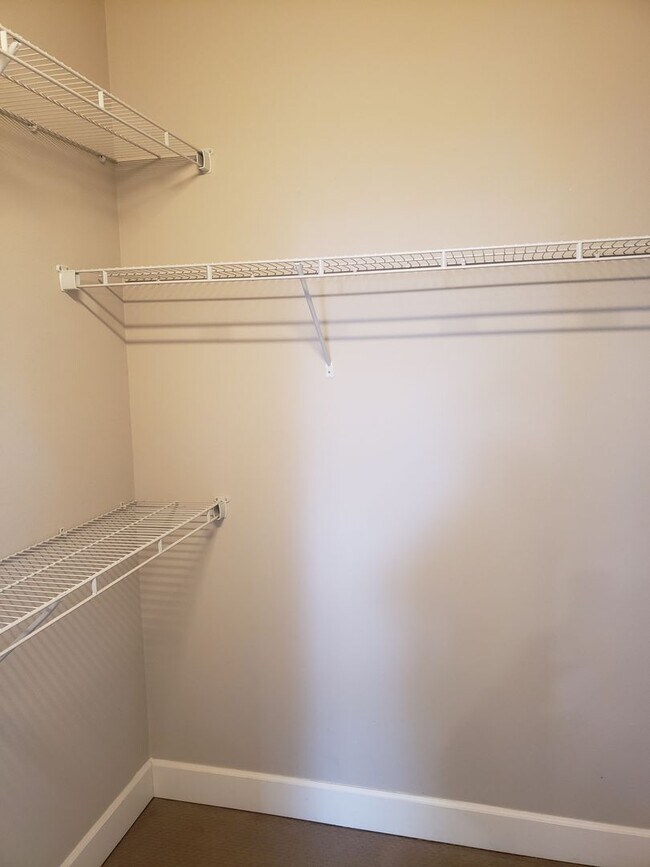 Building Photo - Modern Home in SW Portland