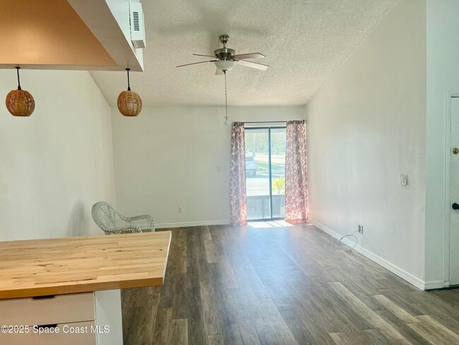 Building Photo - 1036 Mary Joye Ave